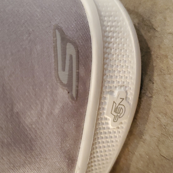 SKECHERS  Slip On Shoes Goga Mat Insoles Grey & White Tie Dye Size 7 Wide - Picture 9 of 9